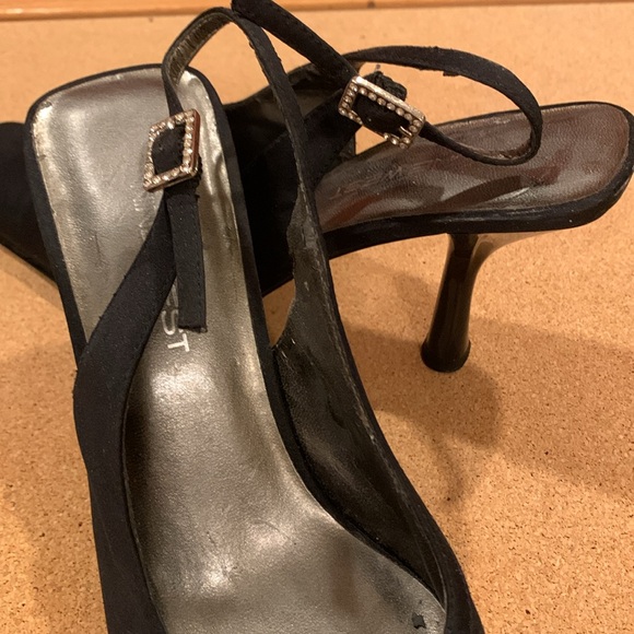 Nine West Black Shoes Size  Size 6” - Picture 4 of 9